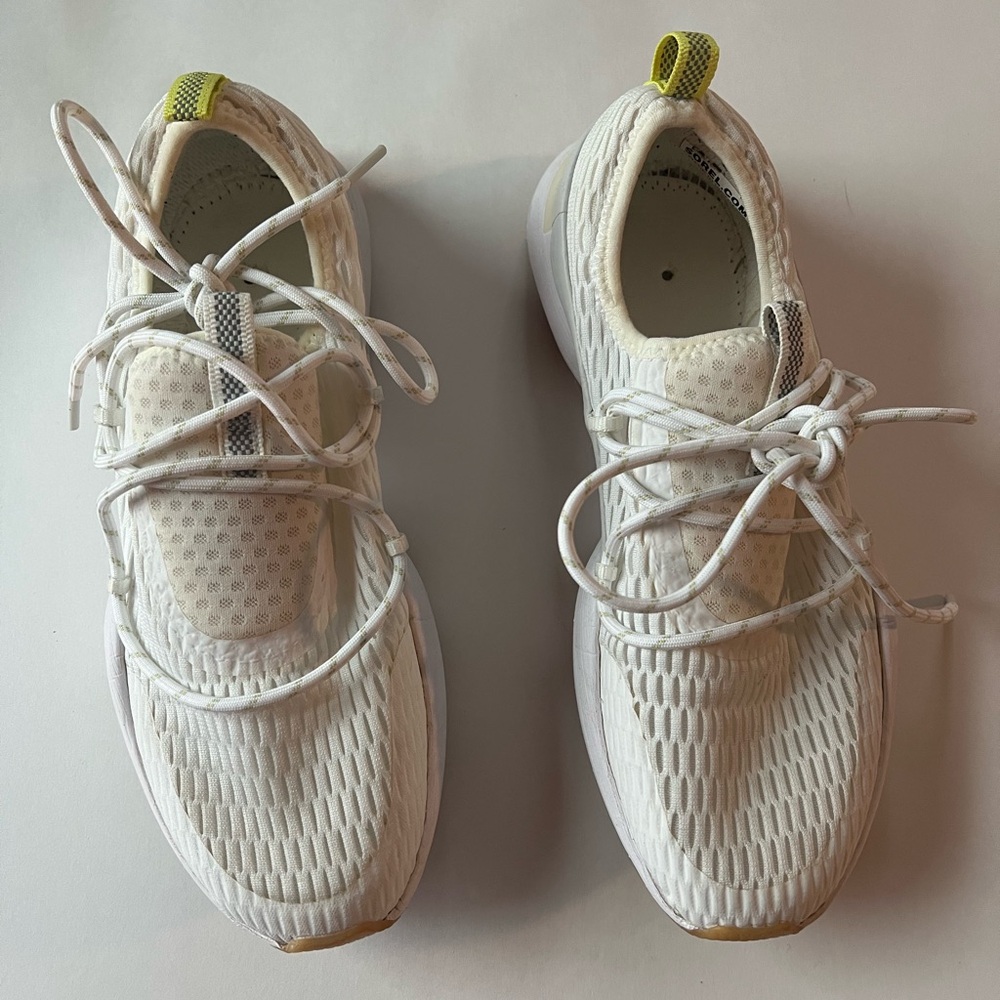 COPY - SOREL Women's Kinetic Impact lace sneakers. 2 pairs, one white and one b… - Picture 4 of 7